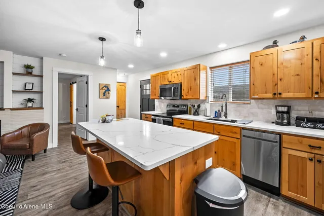 $278,000 | 43143 Riverview Drive, Unit 9, Kingston, ID 83839