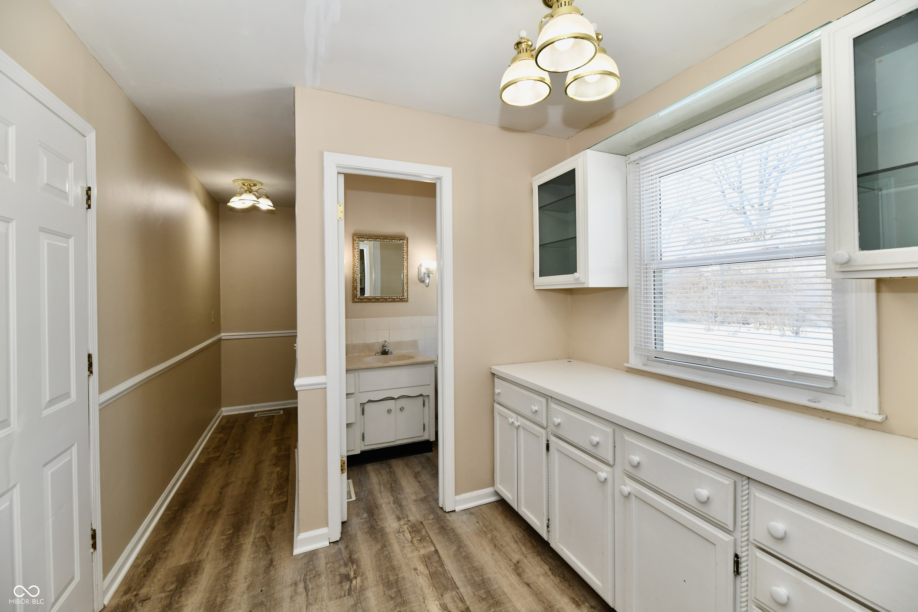 7340 Cape Cod Circle Indianapolis, IN 46220 - Photo 4 of 34