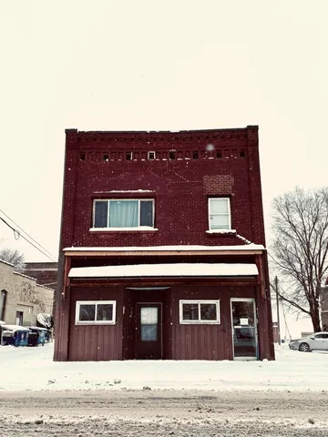 $999 | 213 Main Street East, Ashland, WI 54806