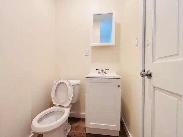 $999 | 213 Main Street East, Ashland, WI 54806