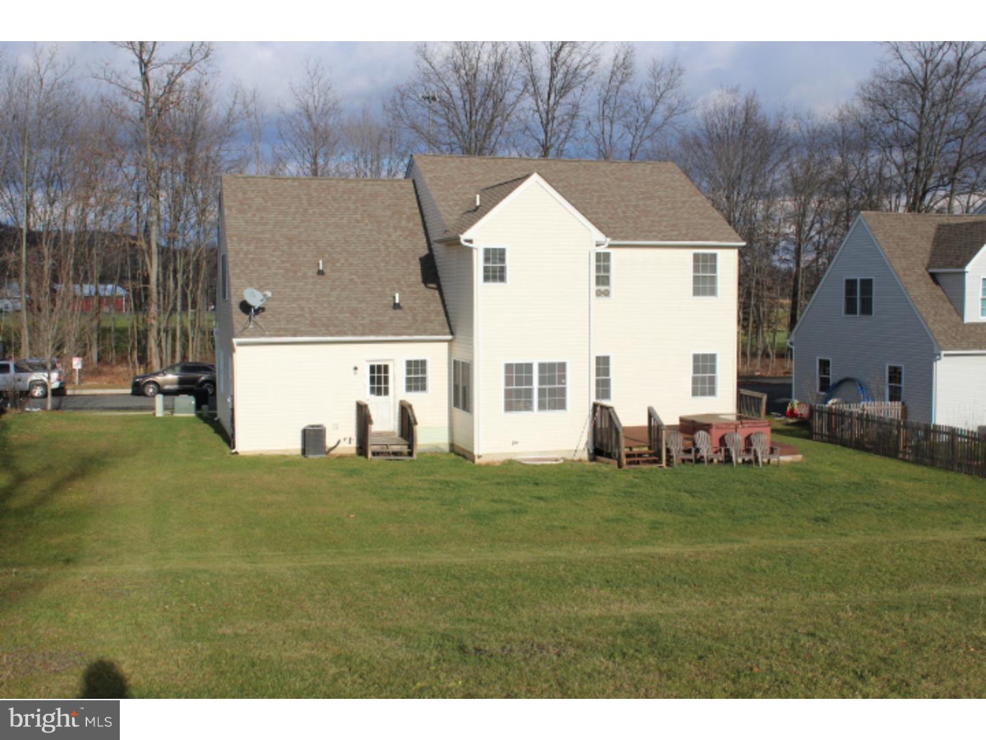 115 Sugar Maple Road Barto, PA 19504 - Photo 3 of 25 Exterior Back