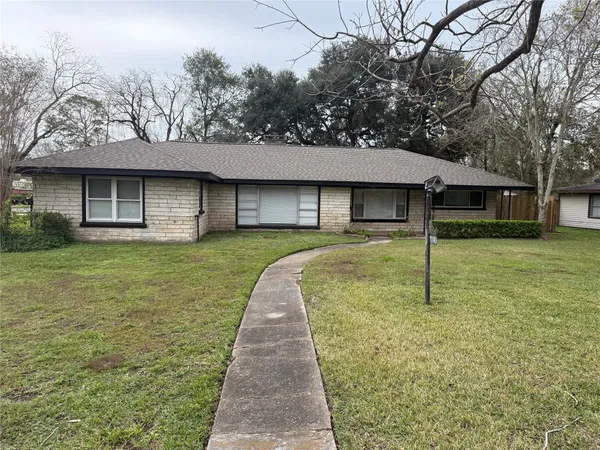 $1,900 | 7070 Brace Street, Houston, TX 77061