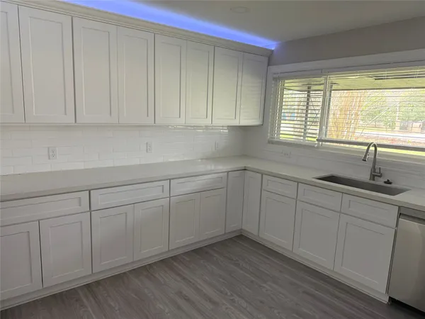 $1,900 | 7070 Brace Street, Houston, TX 77061