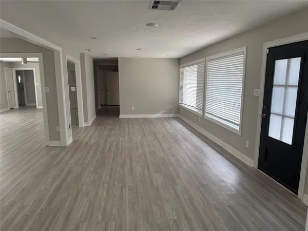 $1,900 | 7070 Brace Street, Houston, TX 77061