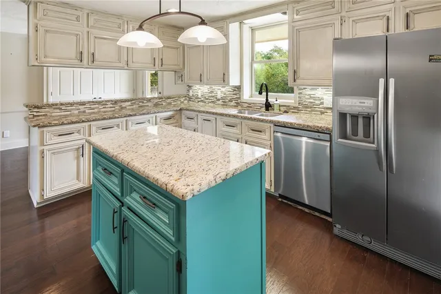 $765,000 | 801 South Rosemary Drive, Bryan, TX 77802