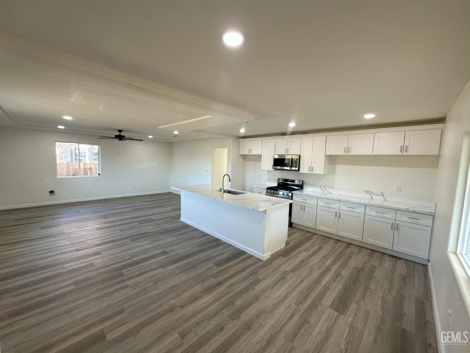 Undisclosed Address Bakersfield, CA 93304 - Photo 3 of 20 Gallery Image 3