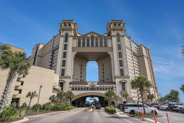 $560,000 | 100 North Beach Boulevard, Unit 710, North Myrtle Beach, SC 29582