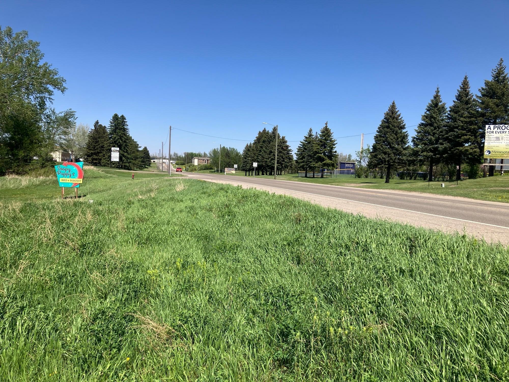 1241 College Way Fergus Falls, MN 56537 - Photo 2 of 8