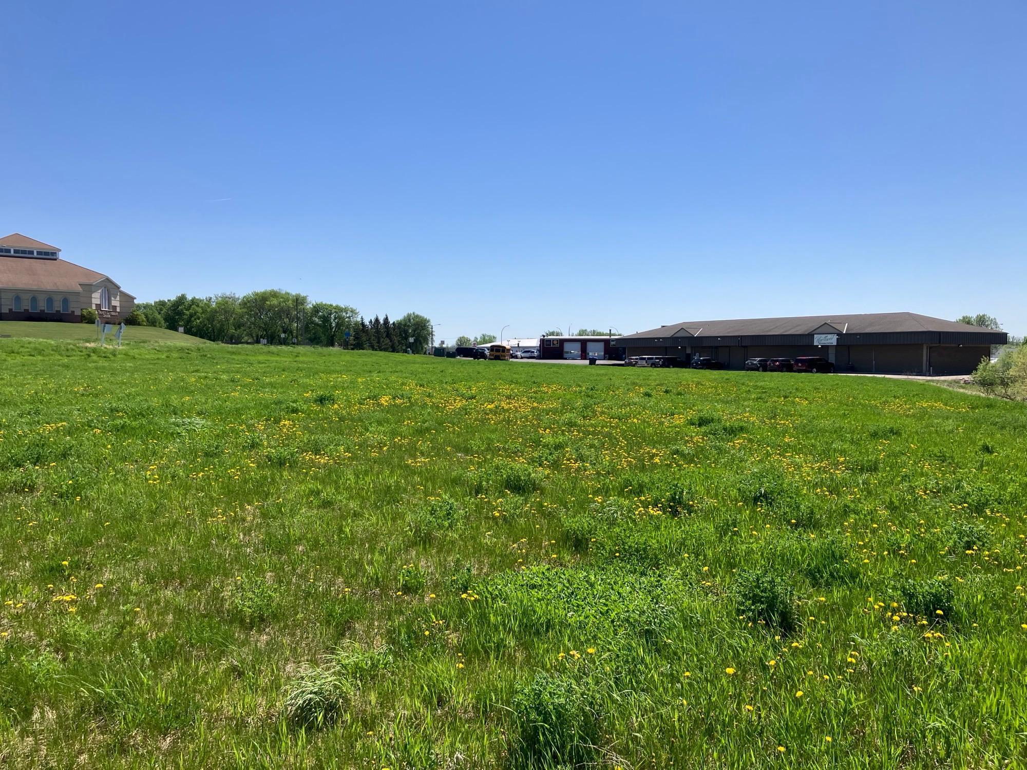 1241 College Way Fergus Falls, MN 56537 - Photo 5 of 8