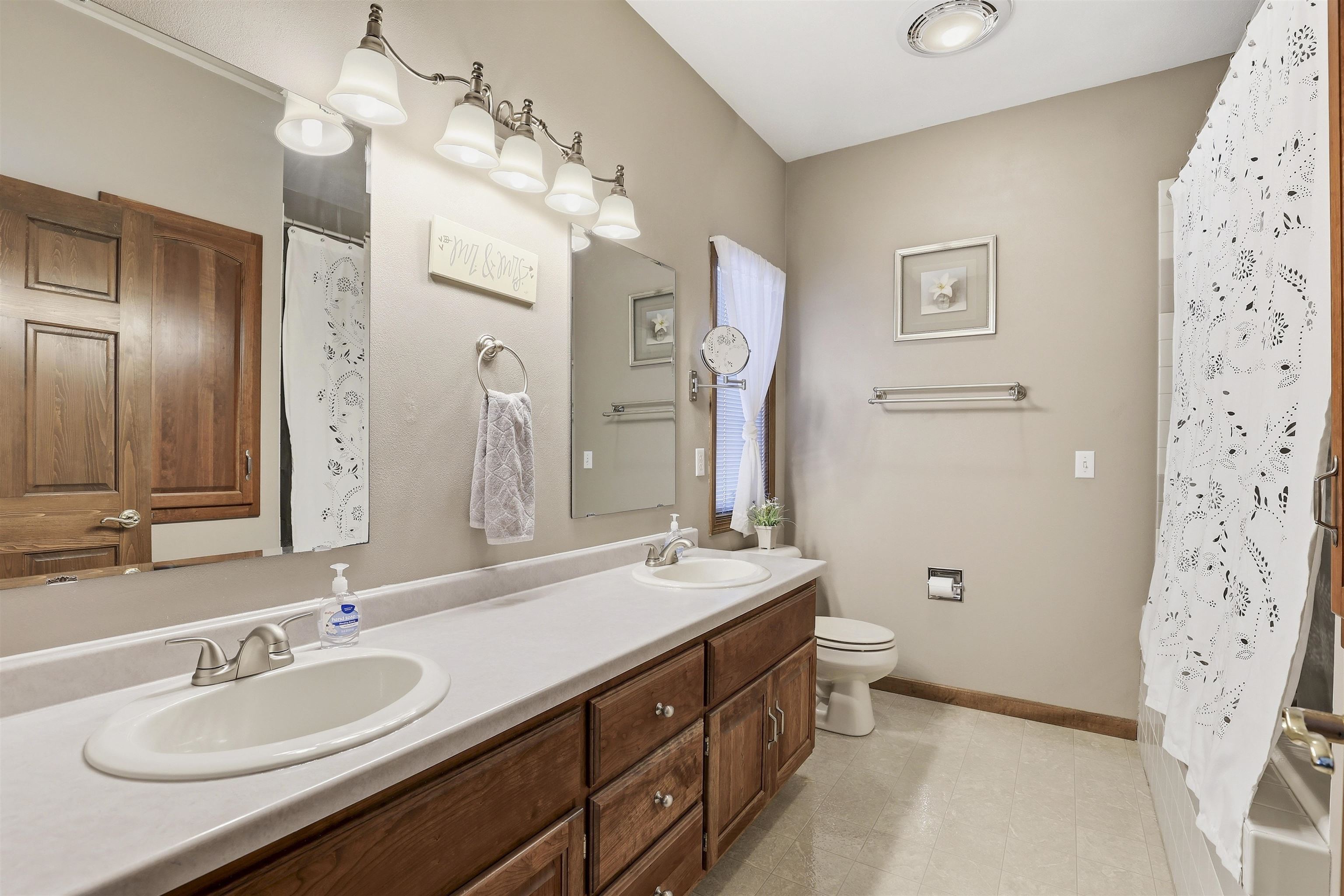 4207 Tigerlily Drive Appleton, WI 54913 - Photo 25 of 43