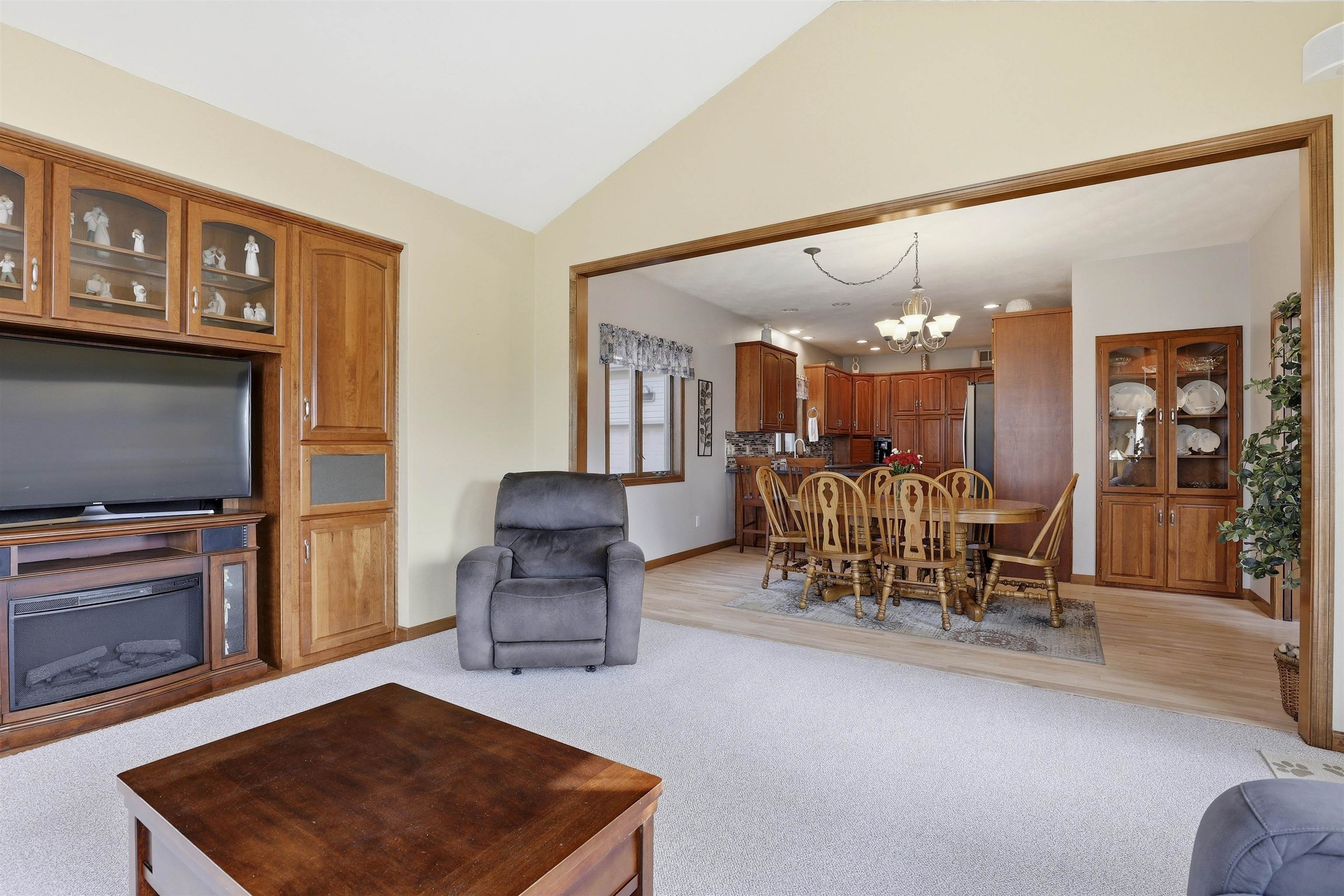 4207 Tigerlily Drive Appleton, WI 54913 - Photo 9 of 43