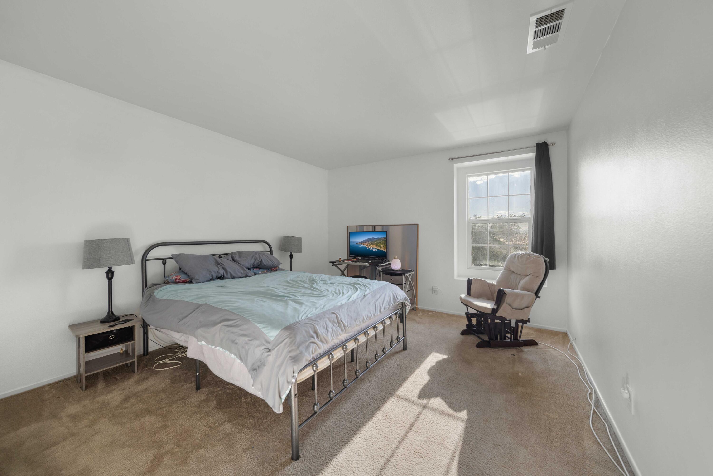 43048 Rucker Street Lancaster, CA 93535 - Photo 14 of 33 43048 Rucker St-10