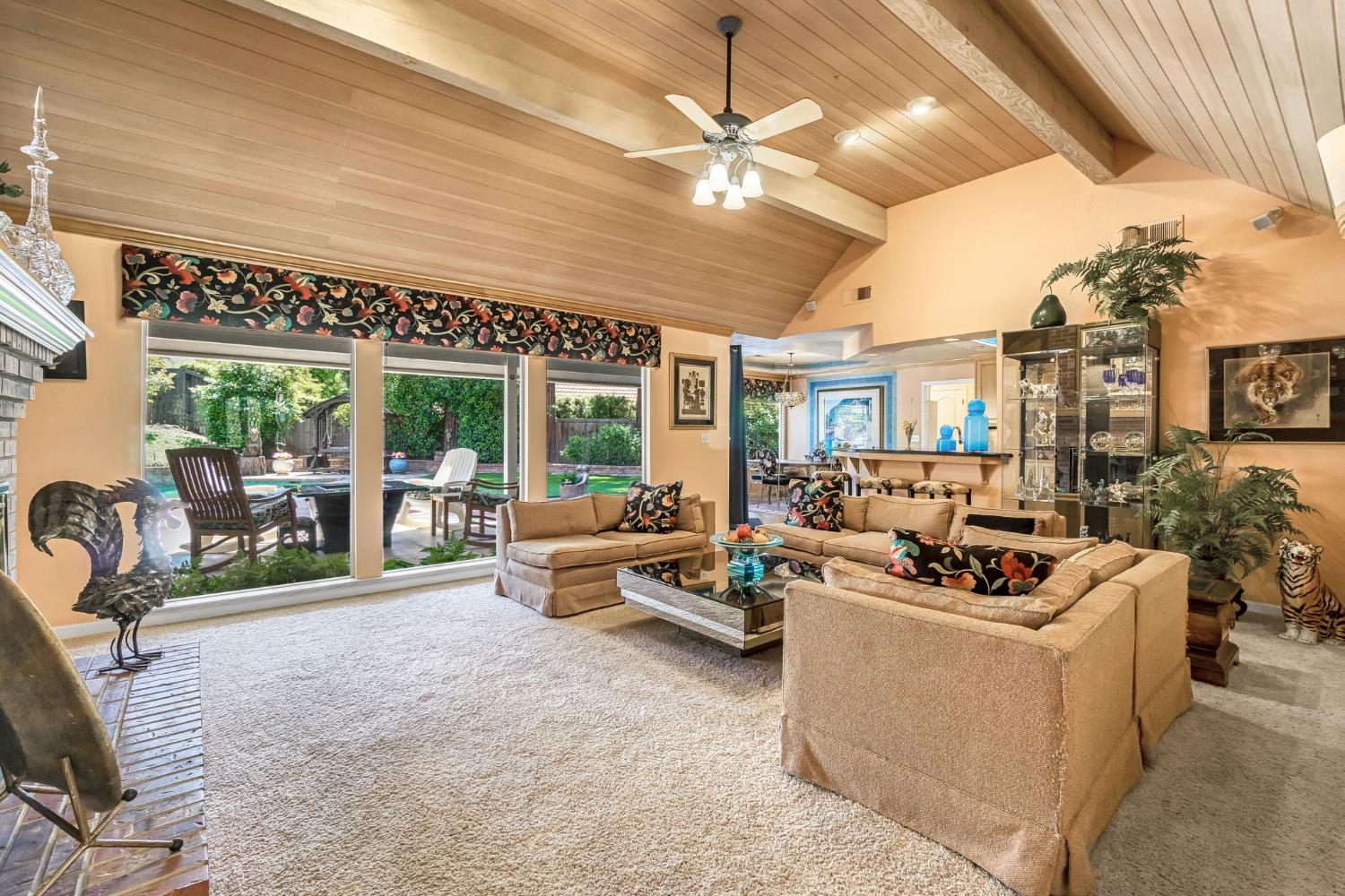 9452 North Madison Ridge Road Fresno, CA 93720 - Photo 6 of 55