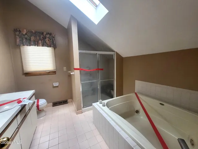 $425,000 | 2 Shadowbrook Drive, Clifton Park, NY 12065