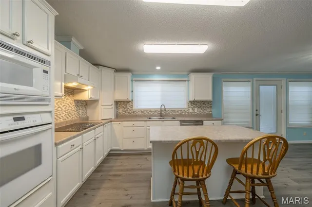 $300,000 | 28048 Beverly Drive, Wright City, MO 63390