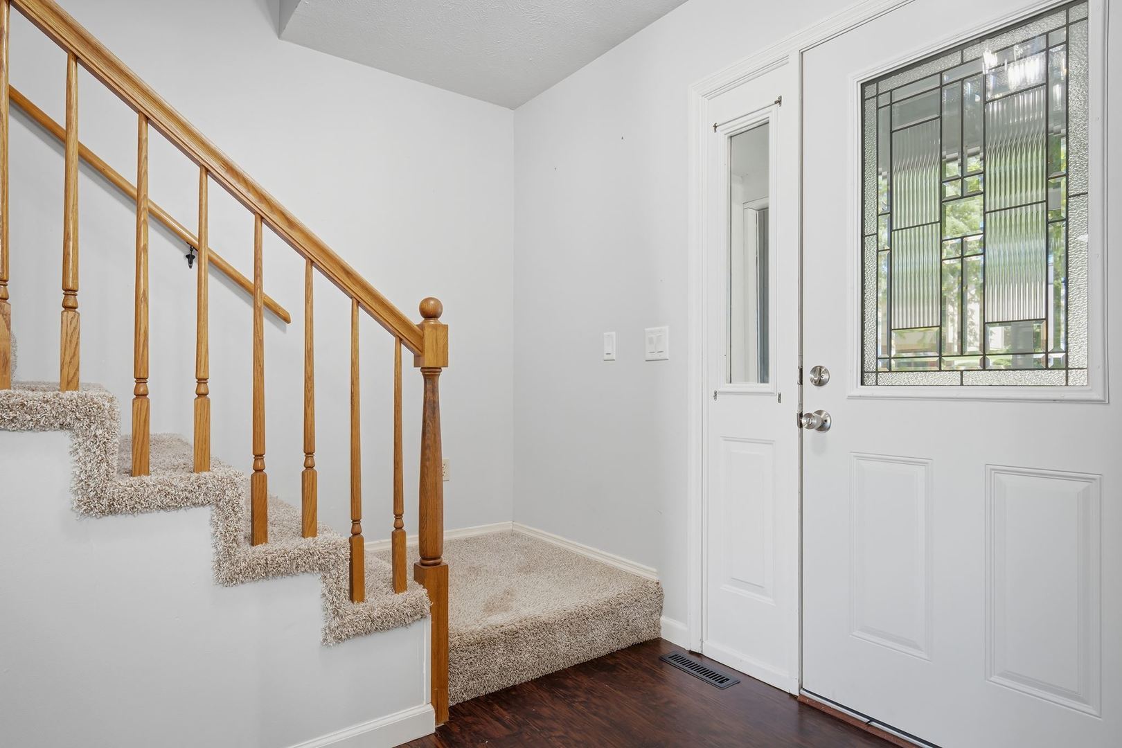 109 Highpoint Road Normal, IL 61761 - Photo 4 of 31