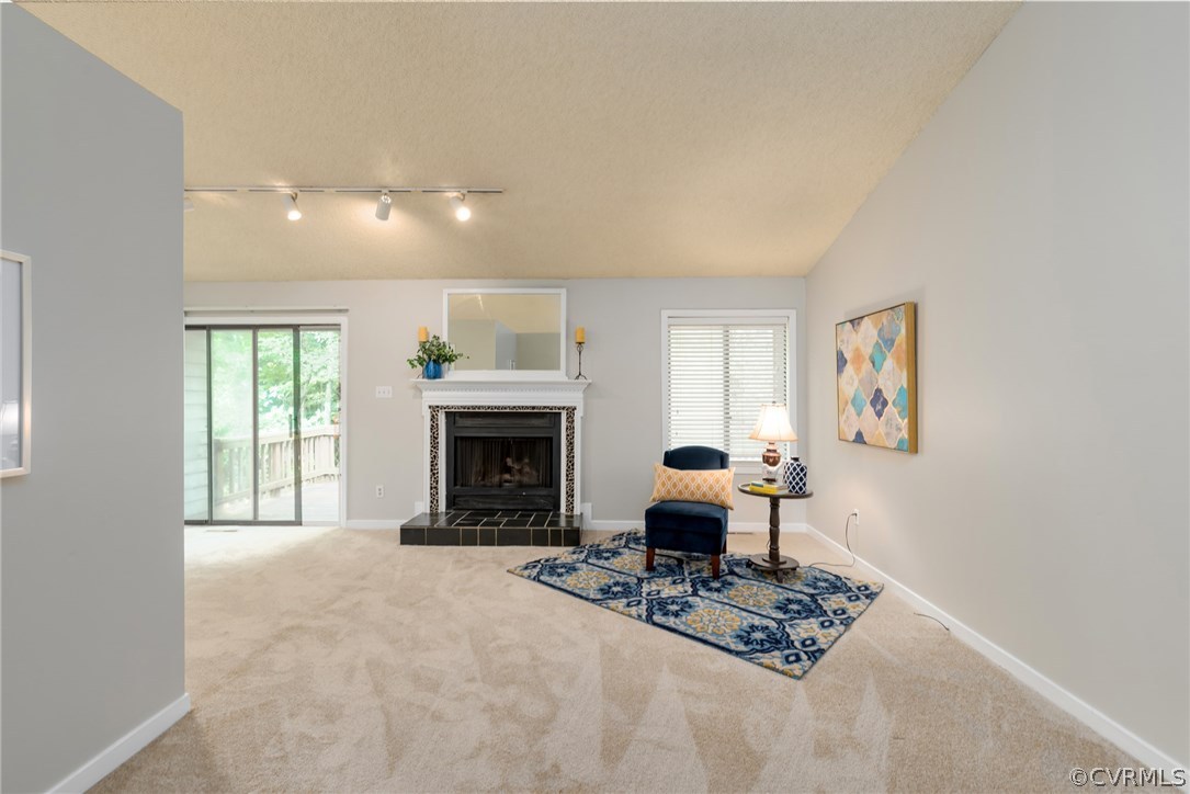3114 Spreading Oak Road Midlothian, VA 23112 - Photo 11 of 28 Living Room, 18'9"x 11'11", Fireplace, New Carpet,