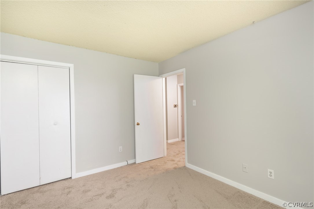 3114 Spreading Oak Road Midlothian, VA 23112 - Photo 23 of 28 Bedroom 2, 9'11"x 9'3" New Neutral Carpet, Large W