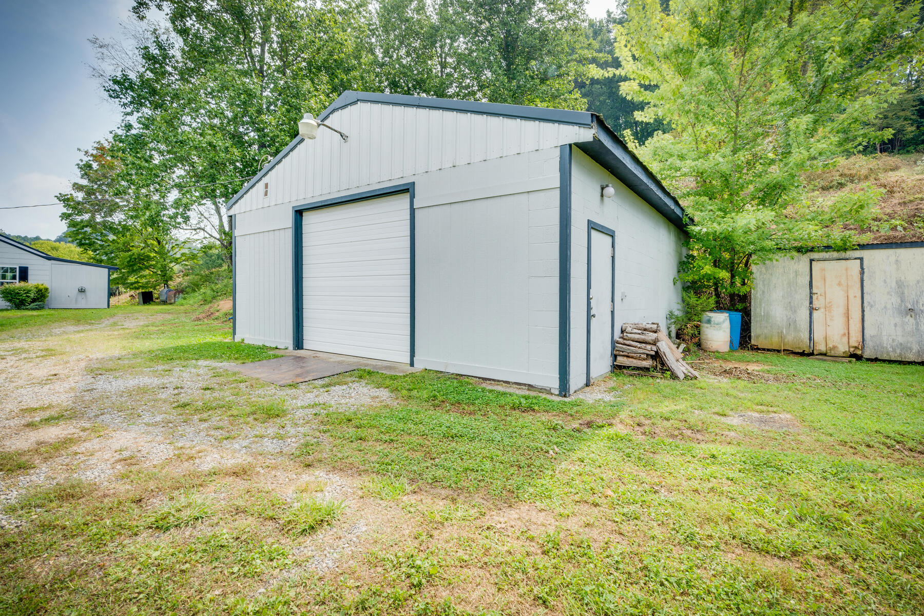 277 Fieldcrest Road Blountville, TN 37617 - Photo 19 of 36 019