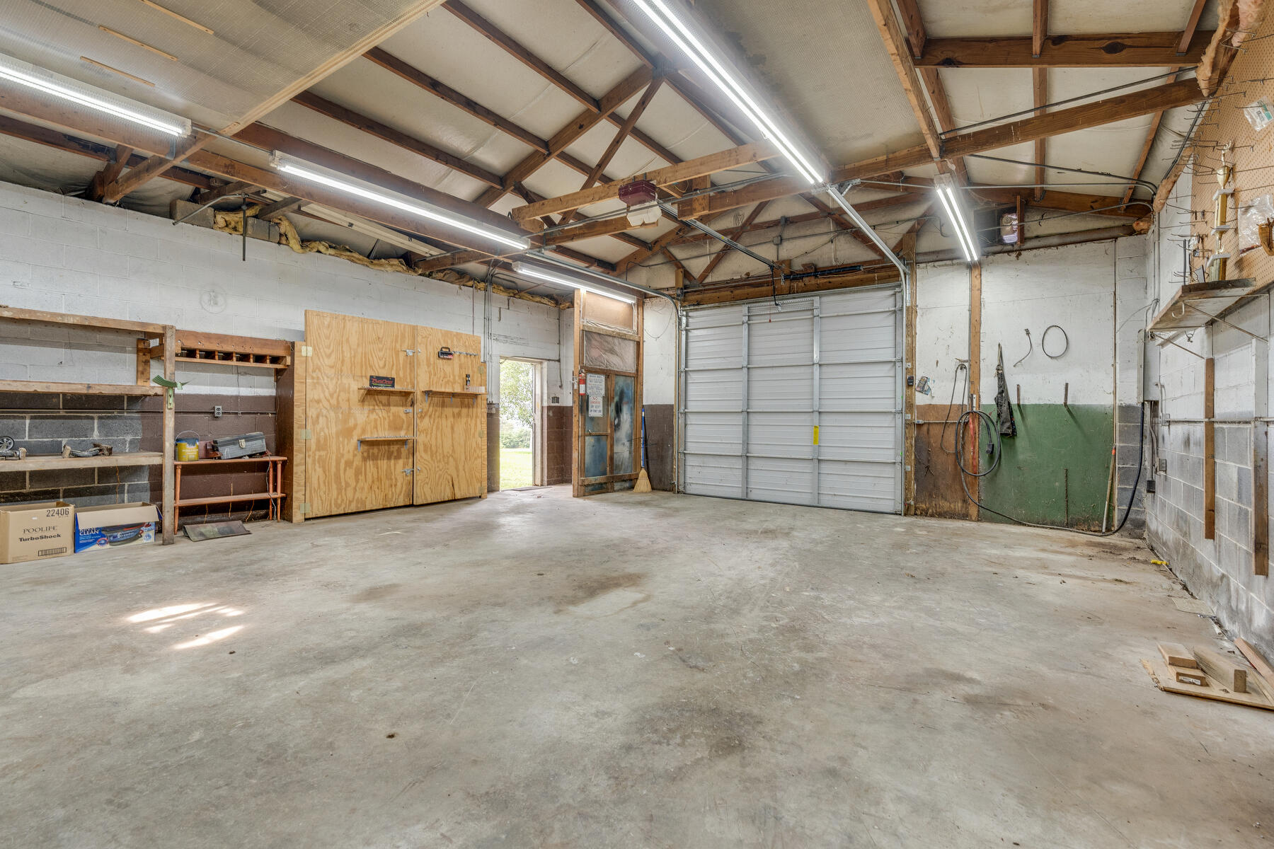 277 Fieldcrest Road Blountville, TN 37617 - Photo 21 of 36 021