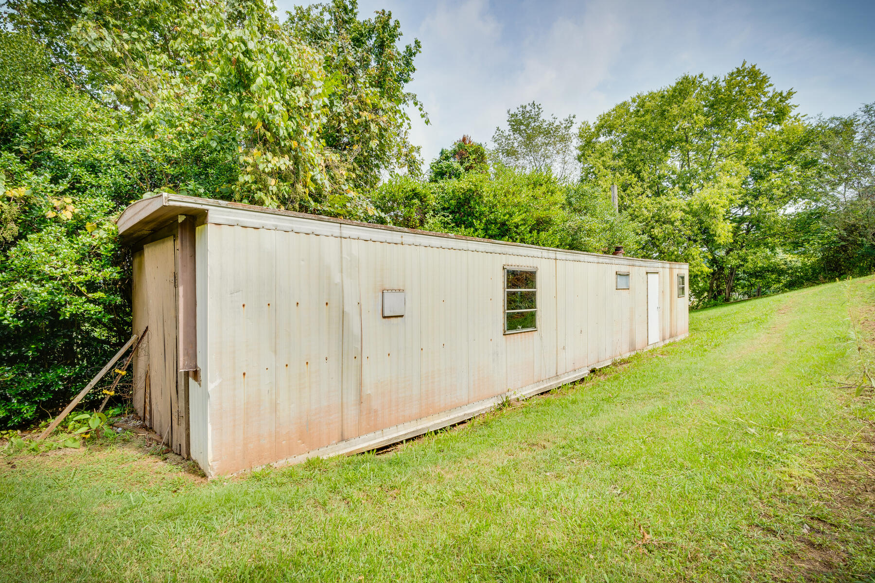 277 Fieldcrest Road Blountville, TN 37617 - Photo 25 of 36 025