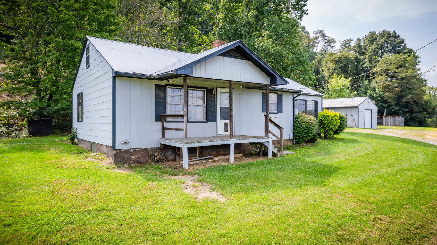 277 Fieldcrest Road Blountville, TN 37617 - Photo 34 of 36 109