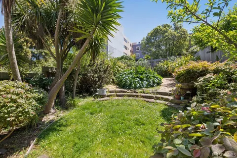 $1,695,000 | 263 Carl Street, San Francisco, CA 94117