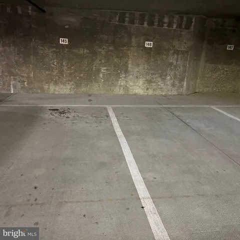 $2,800 | 10328 Sager Avenue, Fairfax, VA 22030