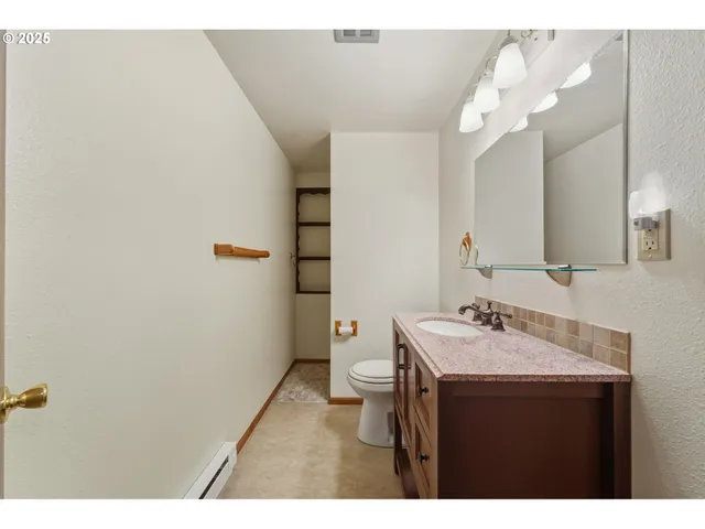 $355,000 | 1127 Lamb Street, Milton Freewater, OR 97862