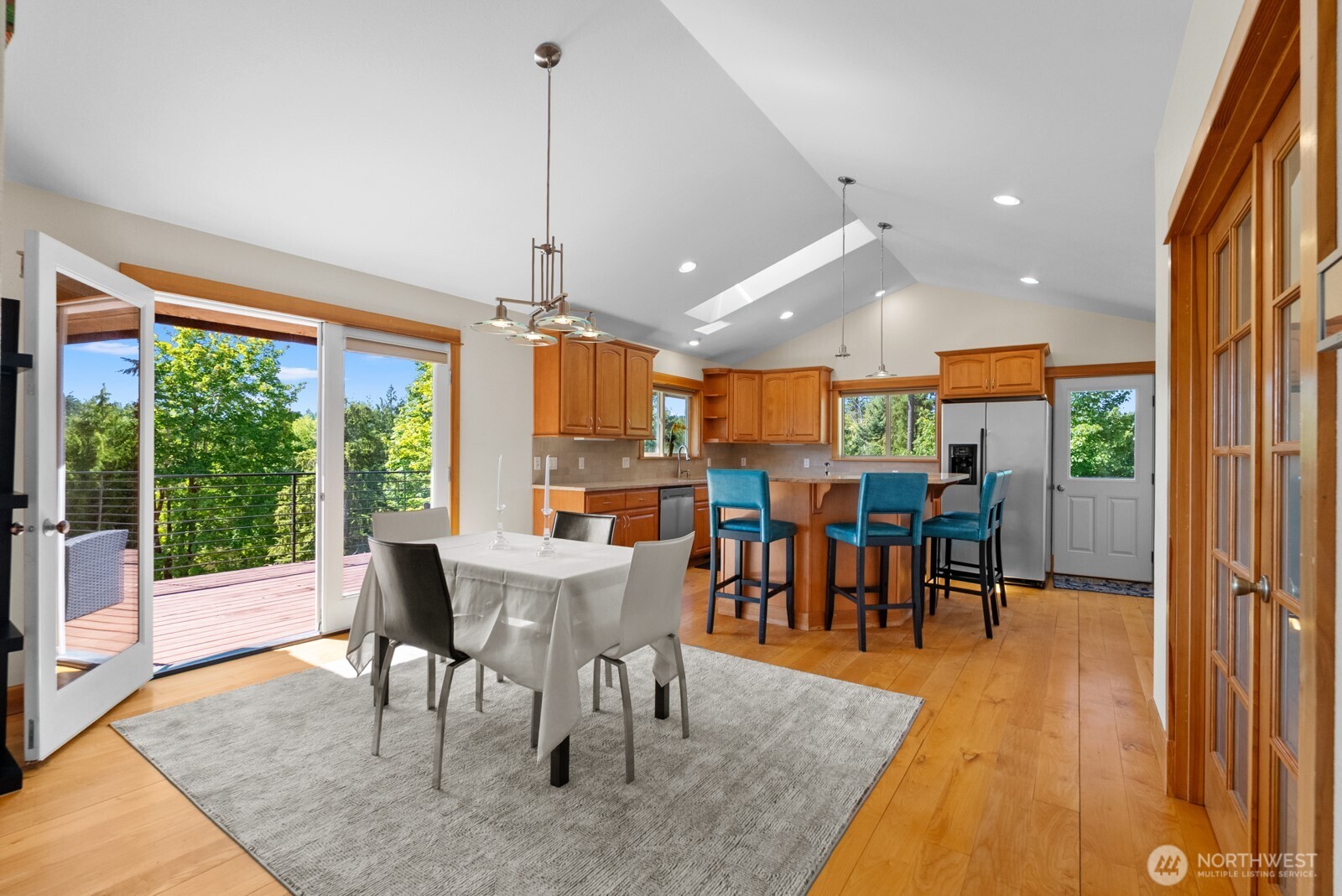 15065 Bandix Road Southeast Olalla, WA 98359 - Photo 12 of 39 Gallery Image 12