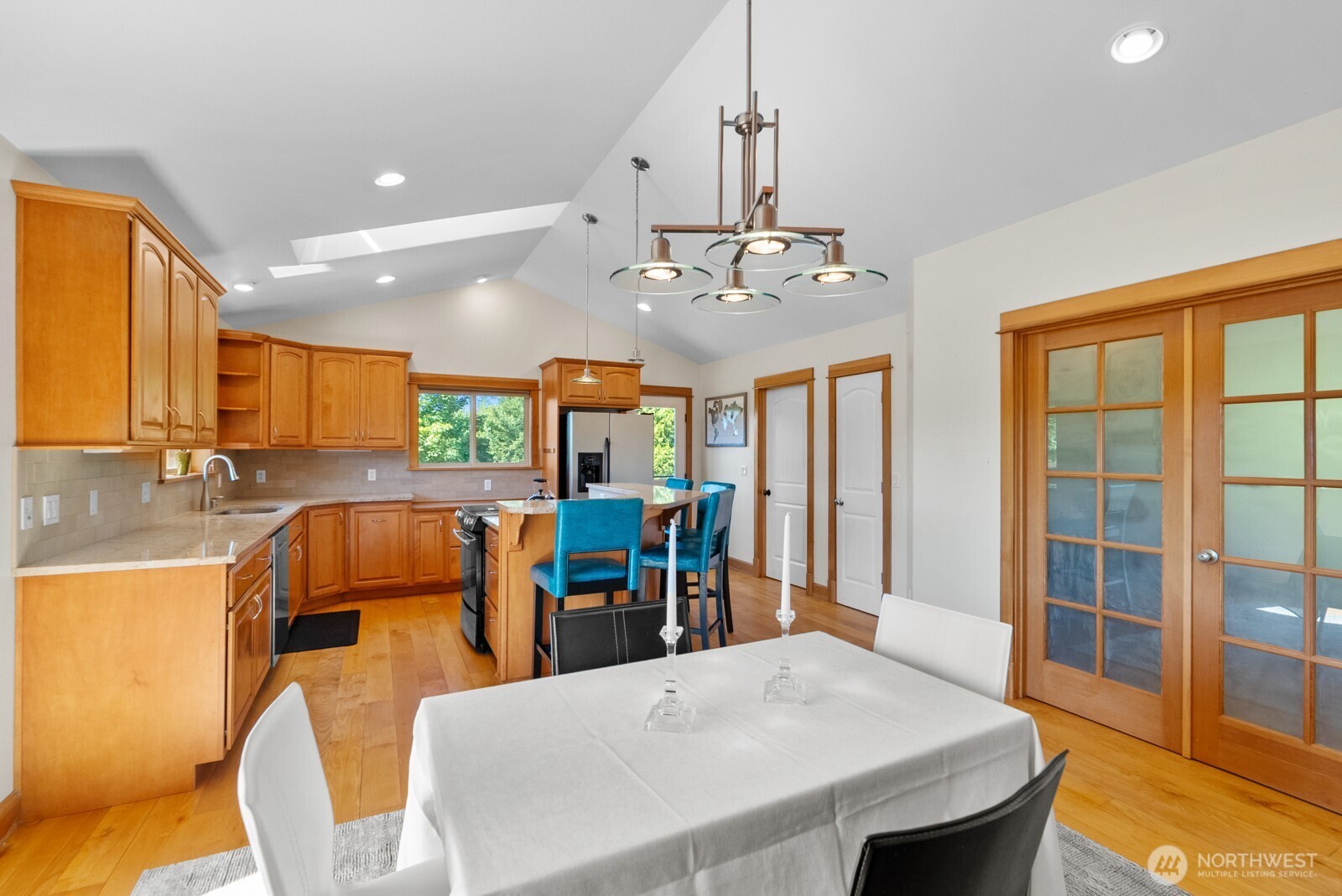 15065 Bandix Road Southeast Olalla, WA 98359 - Photo 13 of 39 Gallery Image 13