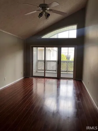 $1,400 | 1252 South College Mall Road, Bloomington, IN 47401