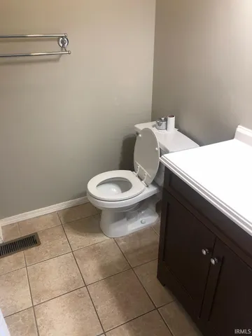 $1,400 | 1252 South College Mall Road, Bloomington, IN 47401