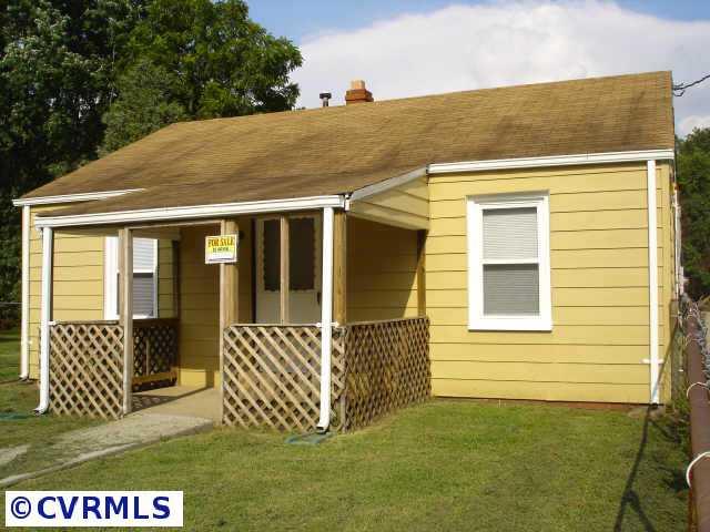 217 Bartee Road Richmond, VA 23224 - Photo 2 of 10 Other - Brick Cottage, Aluminium Siding.