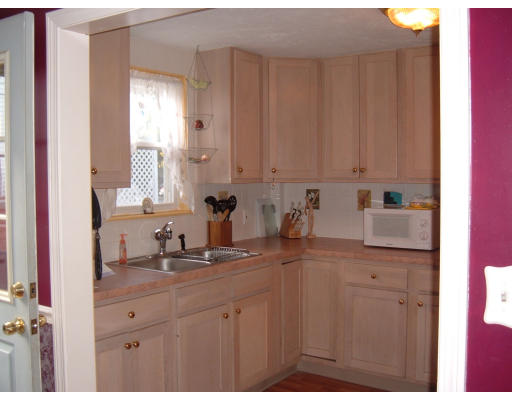 58 Bay State Road Quincy, MA 02171 - Photo 4 of 10 Gallery Image 4