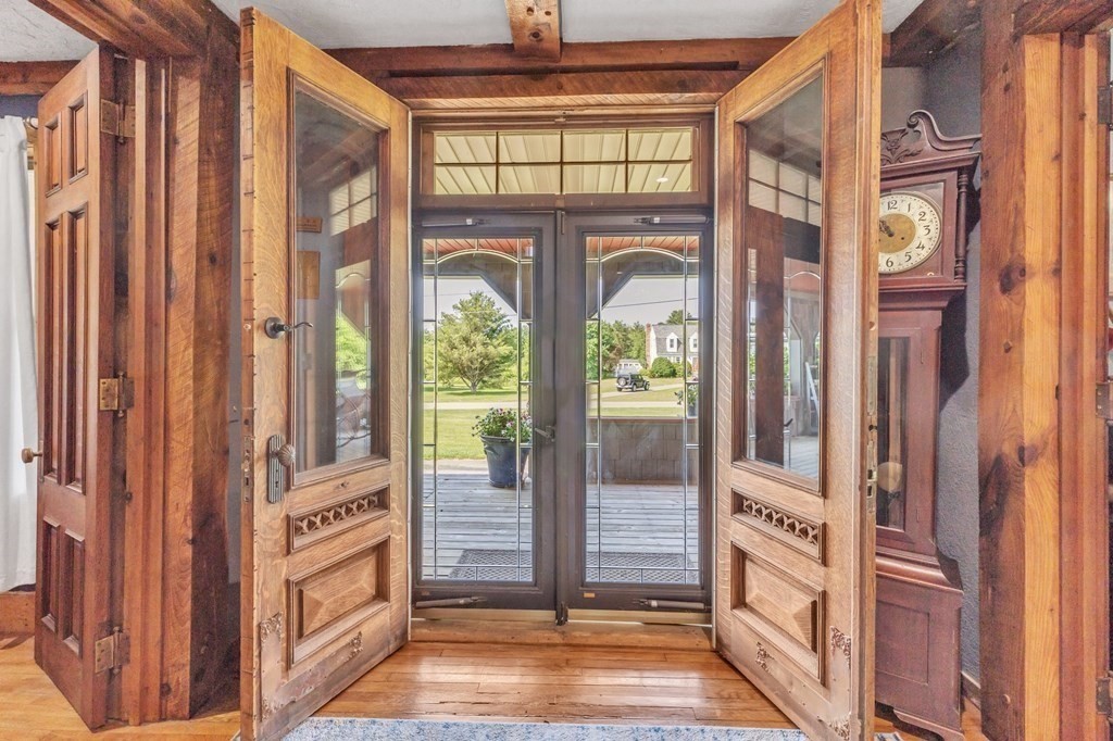 31 Washington Street Mendon, MA 01756 - Photo 4 of 40 a view of front door