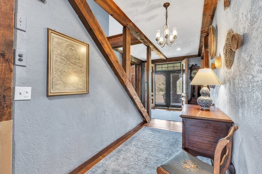 31 Washington Street Mendon, MA 01756 - Photo 9 of 40