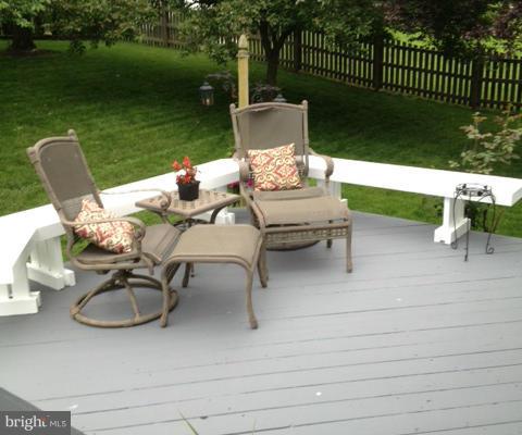 4611 Newington Road Jefferson, MD 21755 - Photo 26 of 29 Exterior (Rear)