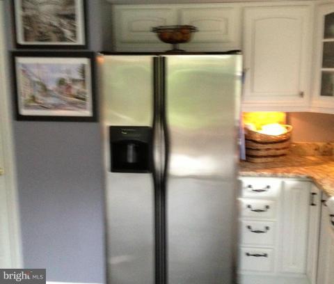 4611 Newington Road Jefferson, MD 21755 - Photo 9 of 29 Kitchen