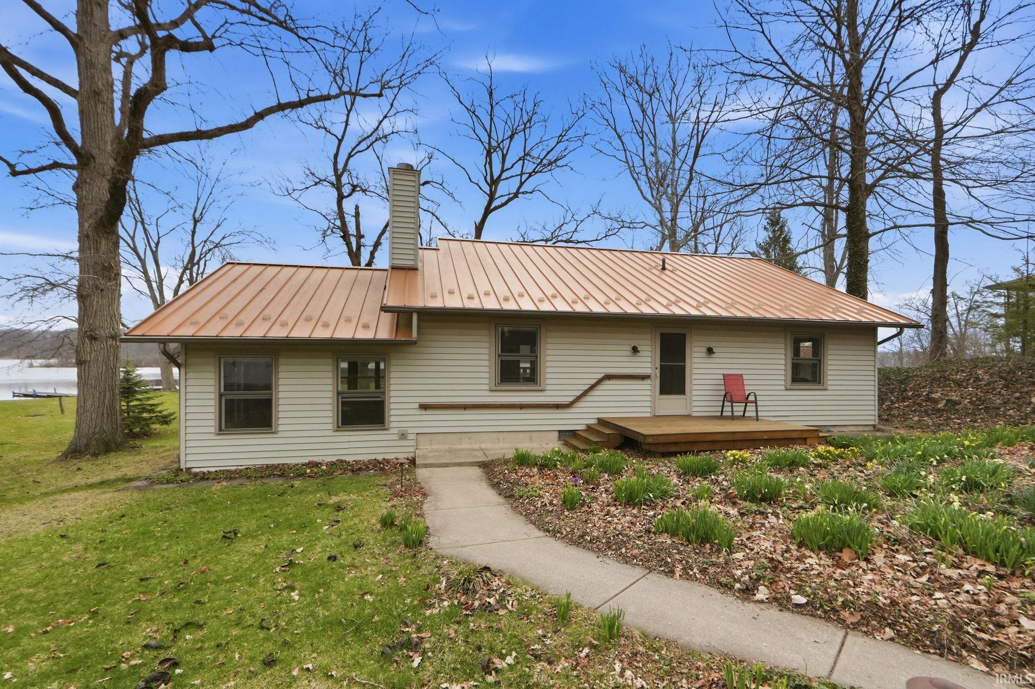 321 East Morsches Road Columbia City, IN 46725 - Photo 2 of 36