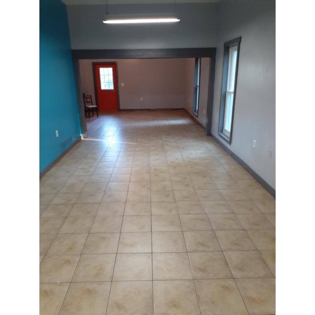 8230 Highway 13 Syracuse, IN 46567 - Photo 11 of 34