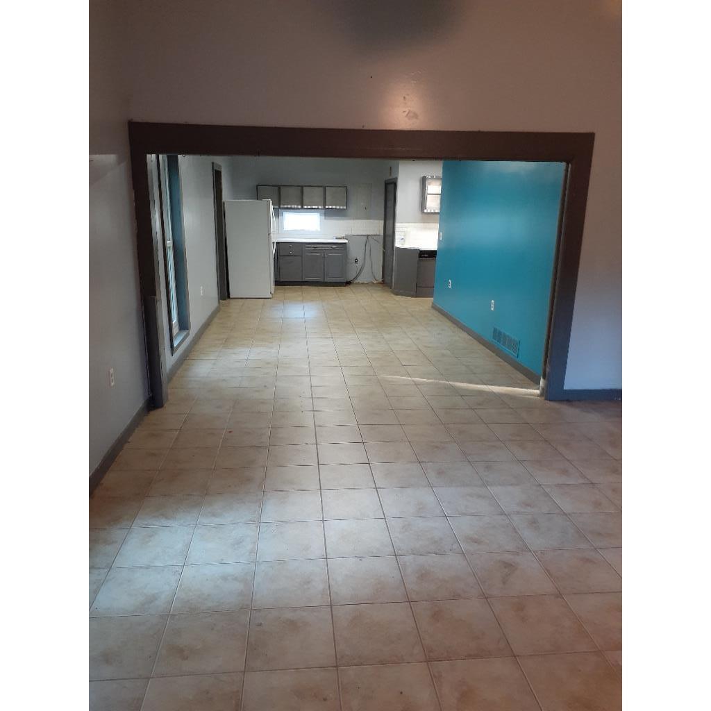 8230 Highway 13 Syracuse, IN 46567 - Photo 12 of 34