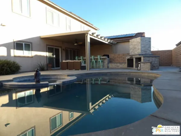 $714,900 | 67472 Rio Madre Drive, Cathedral City, CA 92234