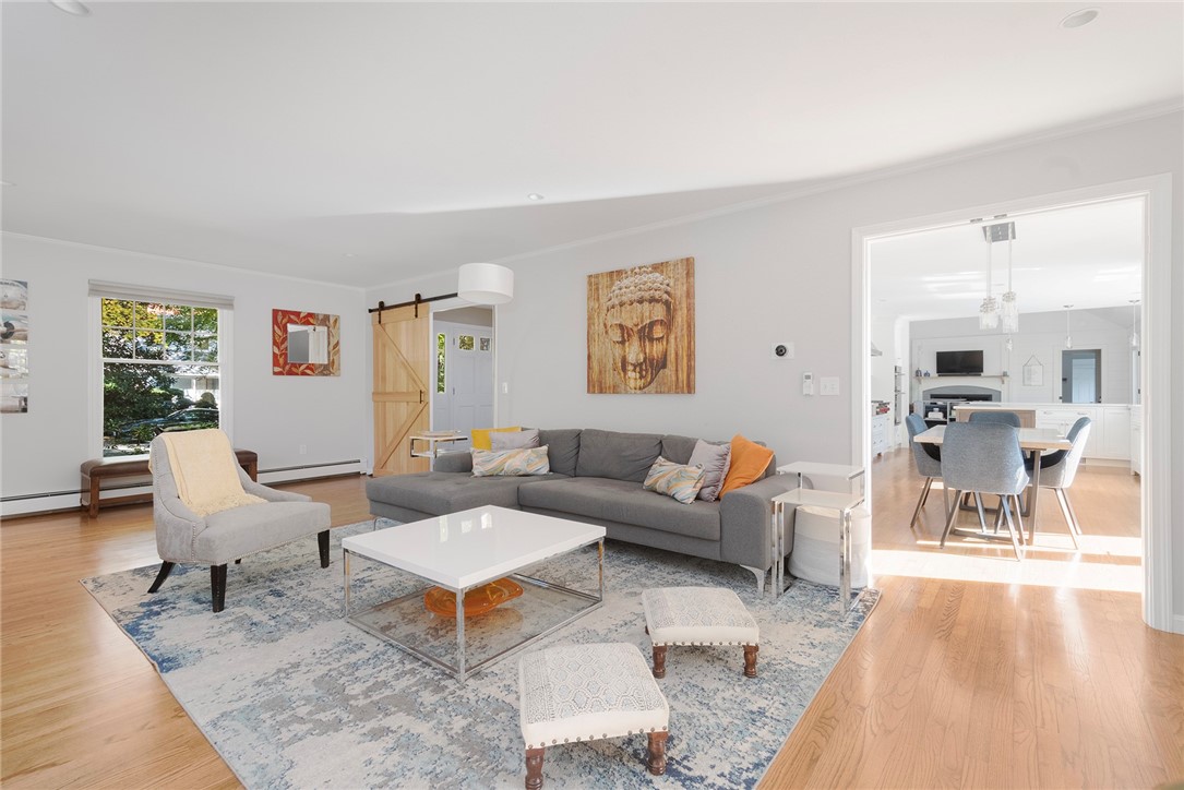 5 Boxwood Court Barrington, RI 02806 - Photo 10 of 36