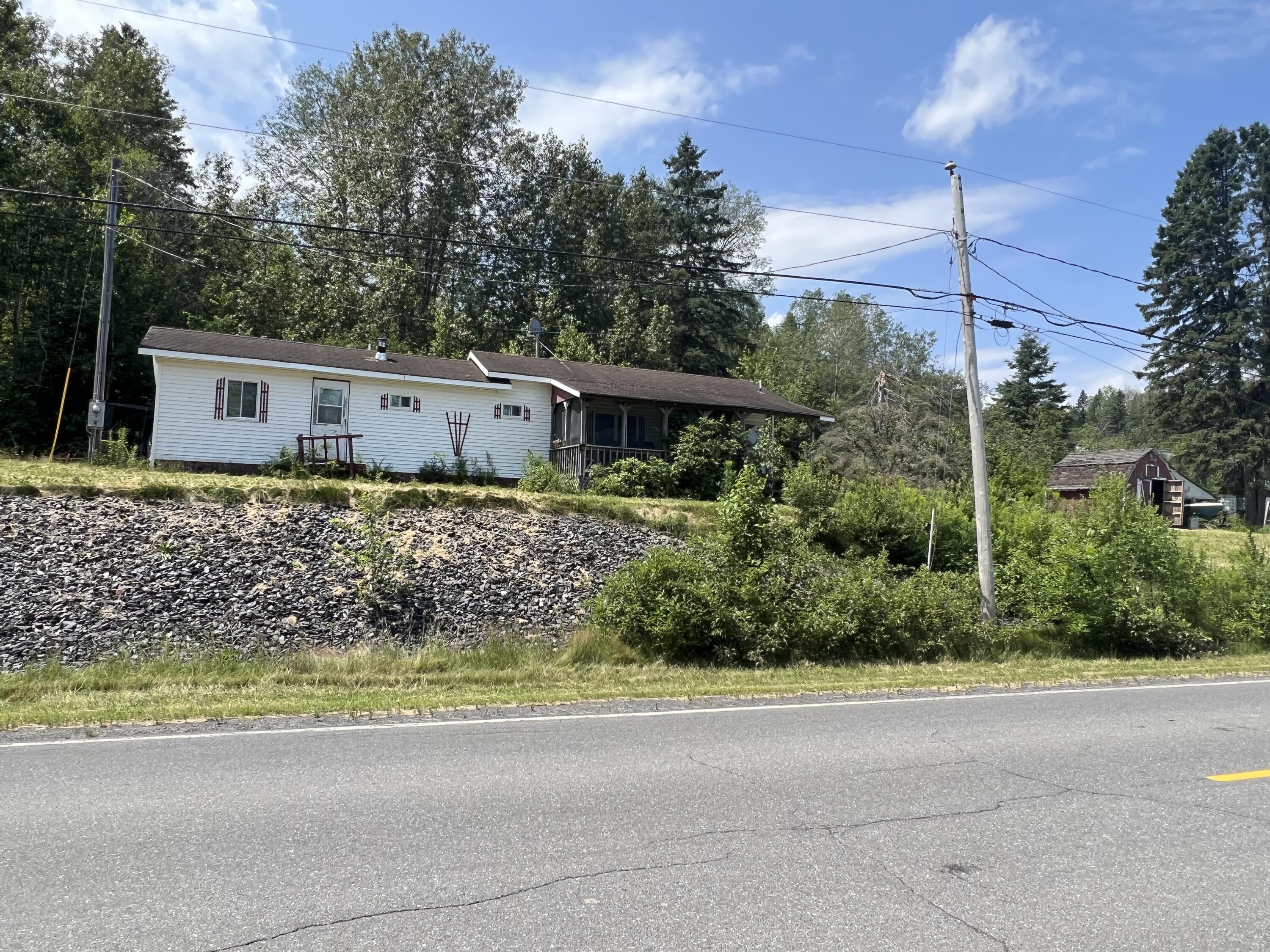 367 Cleveland Road St. Agatha, ME 04772 - Photo 2 of 33 IMG_8543