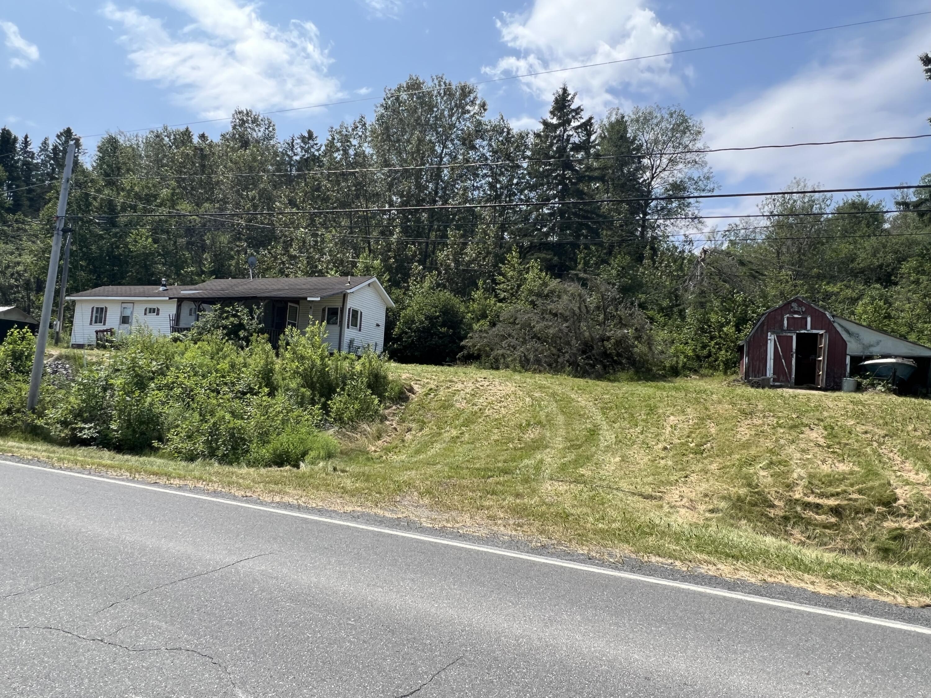 367 Cleveland Road St. Agatha, ME 04772 - Photo 4 of 33 IMG_8545