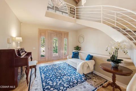 $1,995,000 | 351 Las Tuero Court, Camarillo, CA 93010
