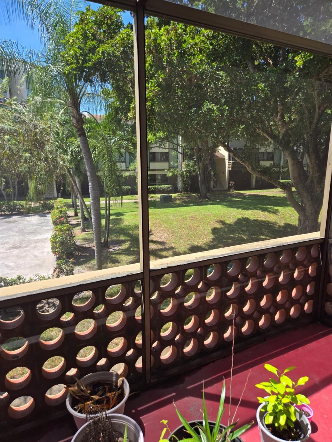 4206 Inverrary Boulevard, Unit 78B Lauderhill, FL 33319 - Photo 3 of 26 Photo 3