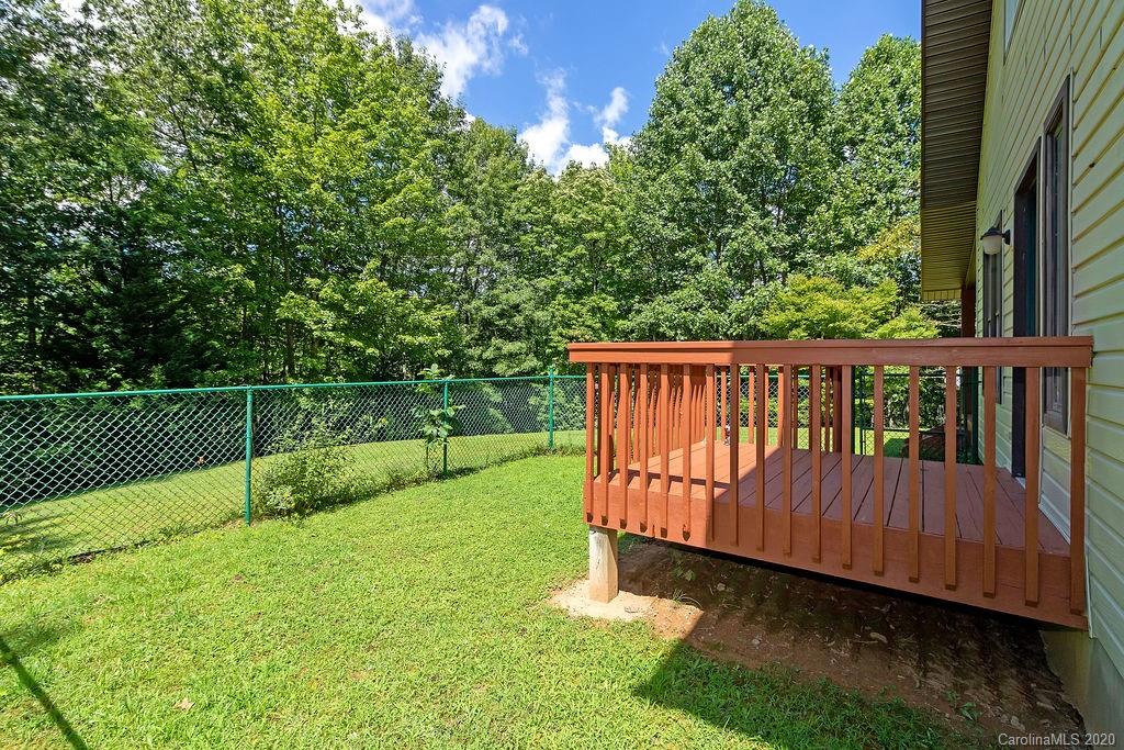 530 Line Runner Ridge Road, Unit 30 Rosman, NC 28772 - Photo 18 of 40 Gallery Image 18