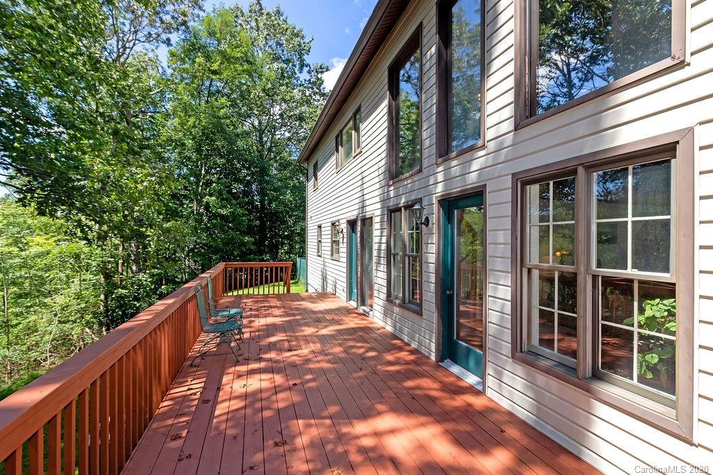 530 Line Runner Ridge Road, Unit 30 Rosman, NC 28772 - Photo 9 of 40 Gallery Image 9